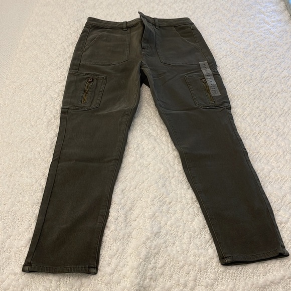American Eagle High Rise Cargo Jeggings 12 short NEW - Picture 3 of 7